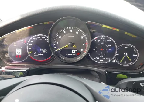 2022 Porsche Panamera E-Hybrid 4 from USA, damaged, VIN WP0AE2A79NL125064